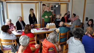 Nach drei Workshops im evangelischen Gemeindehaus feierte die GenoEifel am Nachmittag ein kleines Helferfest.