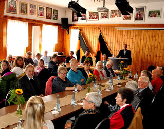 Im Oktober hatte die Kaller Kolpingfamilie von der Flut betroffene Mitbürger eingeladen, um dereren Sorgen und Nöte zu erfahren.