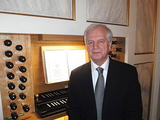 Jan van Mol eröffnet kommenden Sonntag, 19. Juni, um 16 Uhr in der Eifelbasilika den diesjährigen Steinfelder Orgelsommer.